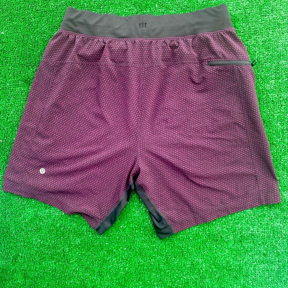 Lululemon T.H.E. Short 7” - Picture 2 of 3